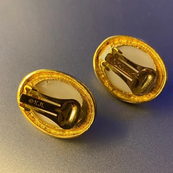 Kenneth Jay Lane Gold-Tone Oval Pearl Clip-On Earrings - Picture 3 of 3